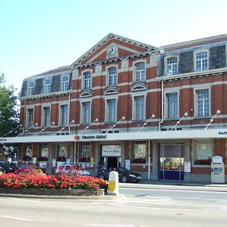 Best Western Queens Hotel Newton Abbot Dış mekan fotoğraf